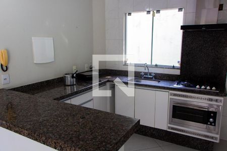 Casa à venda com 259m², 3 quartos e 4 vagasCozinha