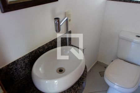 Casa à venda com 259m², 3 quartos e 4 vagasBanheiro