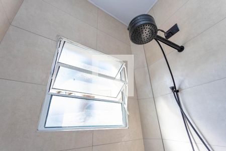 Apartamento para alugar com 45m², 2 quartos e sem vagaBanheiro 