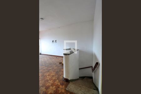 Apartamento à venda com 266m², 2 quartos e sem vagaEscada