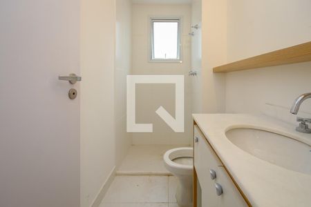 Apartamento à venda com 66m², 2 quartos e 2 vagasBanheiro da Suíte