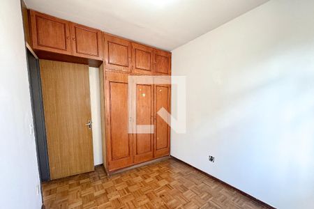Quarto 2 de apartamento para alugar com 3 quartos, 70m² em Estoril, Belo Horizonte