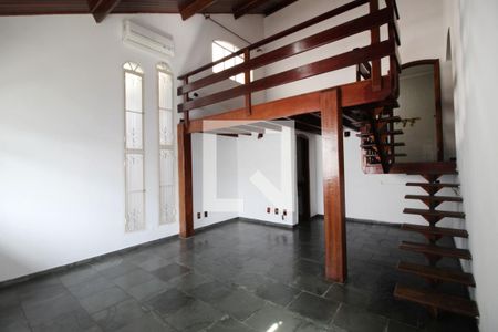 Sala de casa para alugar com 2 quartos, 222m² em Jardim Europa, Sorocaba