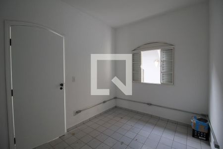 Casa para alugar com 222m², 2 quartos e 2 vagasEdícula