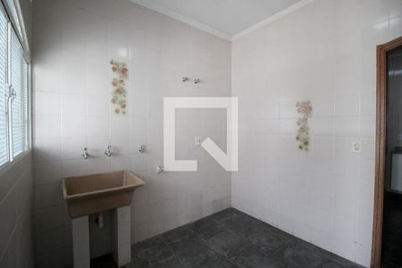 Casa para alugar com 222m², 2 quartos e 2 vagasÁrea de Serviço