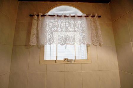 Lavabo de casa para alugar com 2 quartos, 222m² em Jardim Europa, Sorocaba