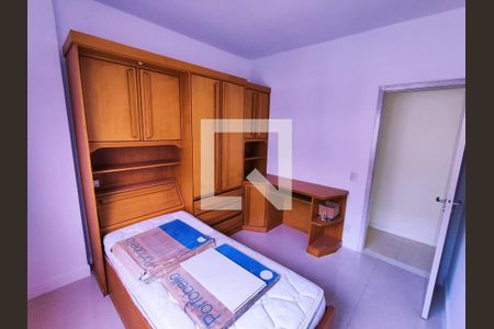 Apartamento à venda com 92m², 3 quartos e 1 vagaQuarto 2 - Armários