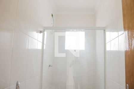 Banheiro de apartamento para alugar com 1 quarto, 35m² em Vila Isolina Mazzei, São Paulo