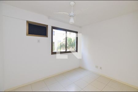 Quarto 1 de apartamento para alugar com 2 quartos, 75m² em São Domingos, Niterói