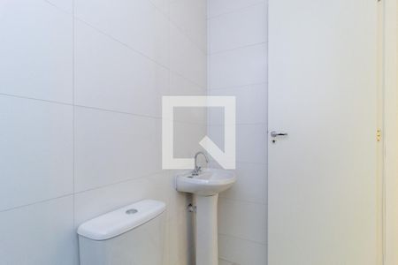 Banheiro de apartamento para alugar com 1 quarto, 29m² em Vila Prudente, São Paulo