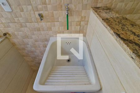 Apartamento para alugar com 65m², 2 quartos e 1 vagaÁrea de Serviço