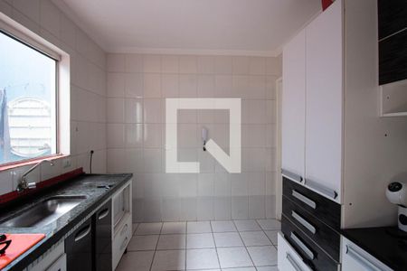 Cozinha de casa de condomínio para alugar com 2 quartos, 70m² em Itaquera, São Paulo