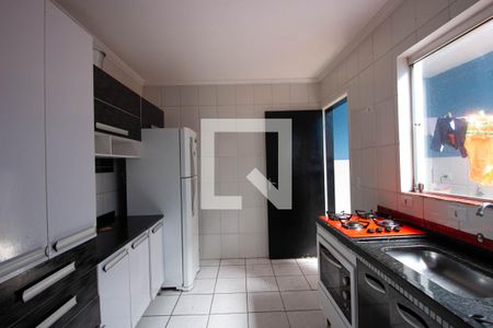 Cozinha de casa de condomínio para alugar com 2 quartos, 70m² em Itaquera, São Paulo