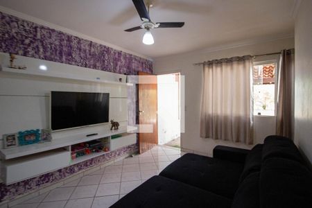 Sala de casa de condomínio para alugar com 2 quartos, 70m² em Itaquera, São Paulo