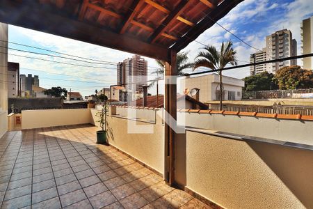Casa à venda com 182m², 3 quartos e 2 vagasTerraço