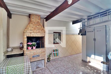 Casa à venda com 182m², 3 quartos e 2 vagasChurrasqueira