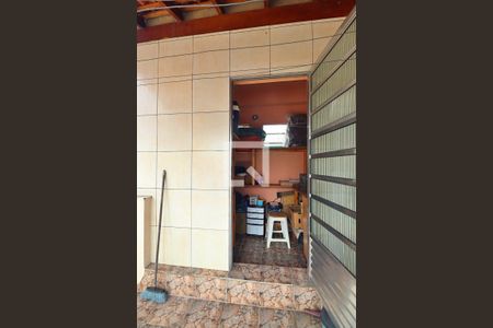 Casa à venda com 182m², 3 quartos e 2 vagasTerraço - Depósito