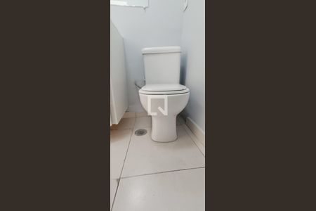 Casa à venda com 399m², 7 quartos e 4 vagasBanheiro 1