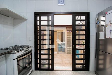 Casa à venda com 235m², 3 quartos e 2 vagas Casa à venda com 235m², 3 quartos e 2 vagasCozinha