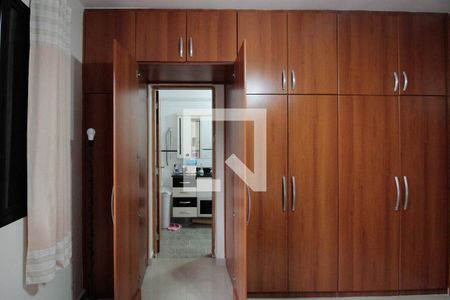 Casa à venda com 235m², 3 quartos e 2 vagas Casa à venda com 235m², 3 quartos e 2 vagasSuíte