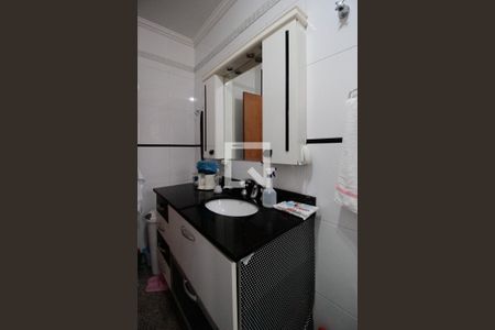 Casa à venda com 235m², 3 quartos e 2 vagas Casa à venda com 235m², 3 quartos e 2 vagasBanheiro da Suíte