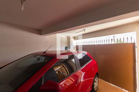 Casa à venda com 117m², 2 quartos e 1 vaga Casa à venda com 117m², 2 quartos e 1 vagaGaragem