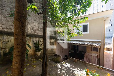 Casa à venda com 117m², 2 quartos e 1 vaga Casa à venda com 117m², 2 quartos e 1 vagaQuintal