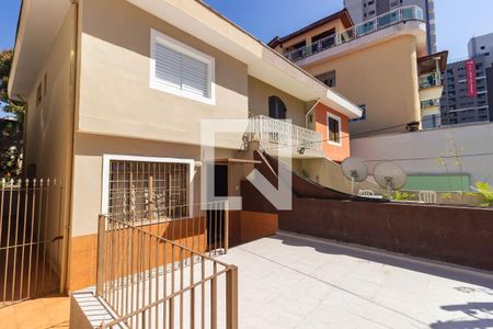 Casa à venda com 117m², 2 quartos e 1 vaga Casa à venda com 117m², 2 quartos e 1 vagaQuintal
