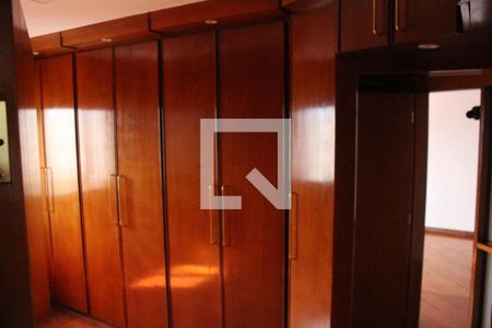 Apartamento à venda com 156m², 2 quartos e 2 vagasCloset Suíte