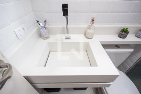 Apartamento à venda com 58m², 2 quartos e 1 vaga Apartamento à venda com 58m², 2 quartos e 1 vagaBanheiro