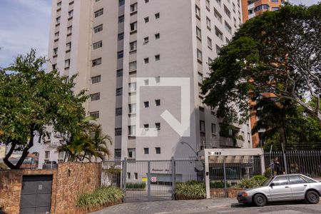 Apartamento à venda com 126m², 3 quartos e 2 vagasFachada