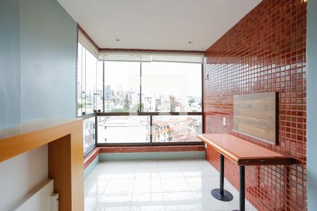 Sala de apartamento à venda com 2 quartos, 80m² em Rio Branco, Porto Alegre