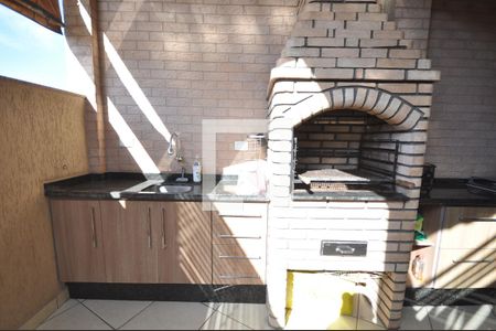 Casa à venda com 240m², 3 quartos e 2 vagasChurrasqueira