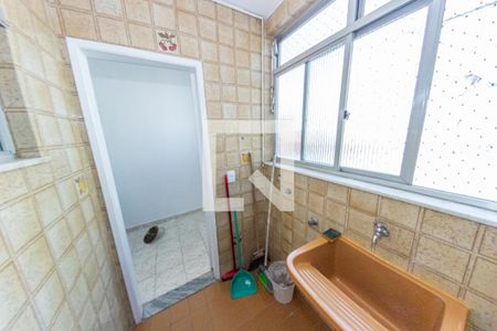 Apartamento à venda com 60m², 2 quartos e 1 vagaCozinha e Área de Serviço