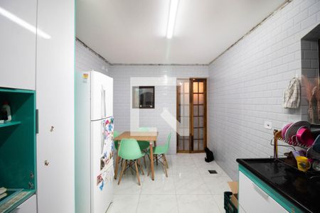 Casa à venda com 140m², 5 quartos e 1 vagaCozinha 