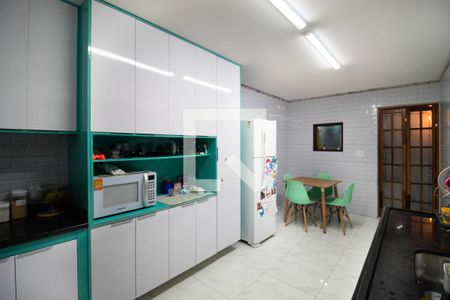 Casa à venda com 140m², 5 quartos e 1 vagaCozinha 
