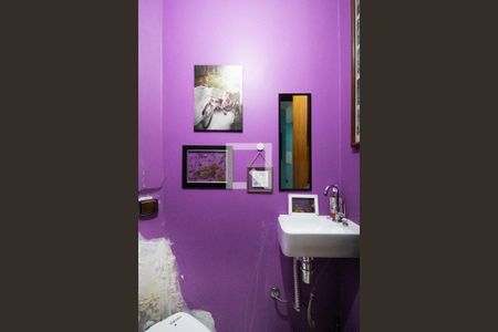 Casa à venda com 140m², 5 quartos e 1 vagaLavabo 