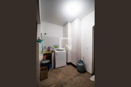 Casa à venda com 140m², 5 quartos e 1 vagaÁrea de Serviço