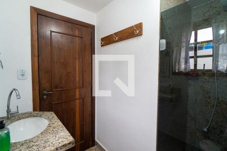 Casa à venda com 245m², 5 quartos e 2 vagasBanheiro Social