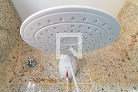 Casa à venda com 245m², 5 quartos e 2 vagasBanheiro da Suíte 3 Detalhe