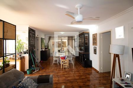 Sala de casa à venda com 3 quartos, 190m² em Jardim Jussara, São Paulo