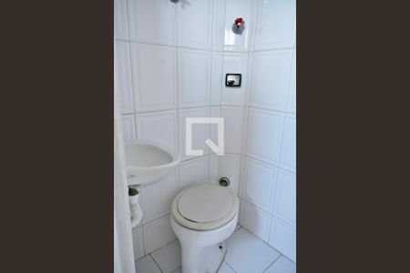 Apartamento à venda com 68m², 2 quartos e 1 vagaBanheiro de Serviço