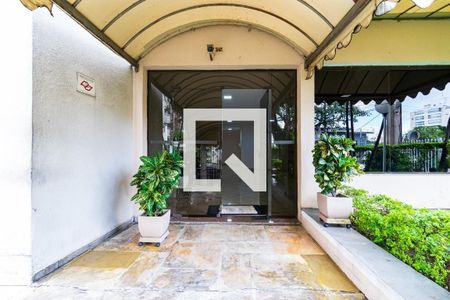 Apartamento à venda com 68m², 2 quartos e 1 vagaEntrada