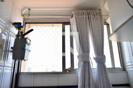 Apartamento à venda com 68m², 2 quartos e 1 vagaÁrea de Serviço