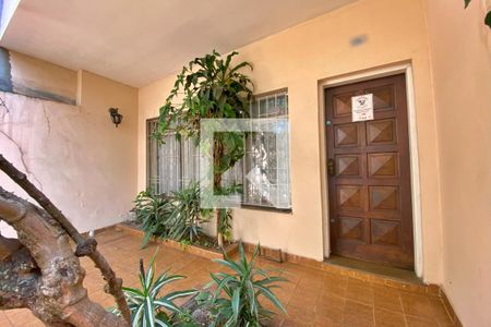 Casa para alugar com 186m², 3 quartos e 2 vagas Casa para alugar com 186m², 3 quartos e 2 vagasEntrada