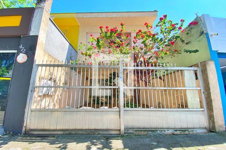 Casa para alugar com 186m², 3 quartos e 2 vagas Casa para alugar com 186m², 3 quartos e 2 vagasFachada