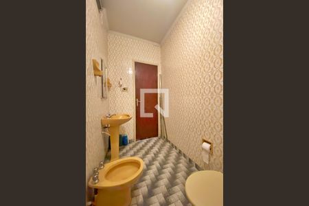 Casa para alugar com 186m², 3 quartos e 2 vagas Casa para alugar com 186m², 3 quartos e 2 vagasBanheiro