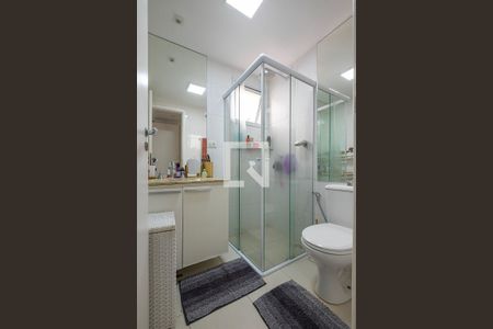 Apartamento à venda com 84m², 3 quartos e 2 vagas Apartamento à venda com 84m², 3 quartos e 2 vagasBanheiro