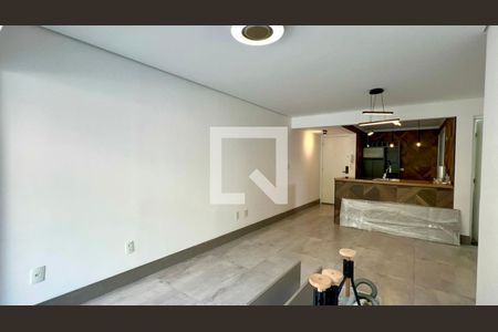 Sala de apartamento à venda com 3 quartos, 84m² em Sumaré, São Paulo