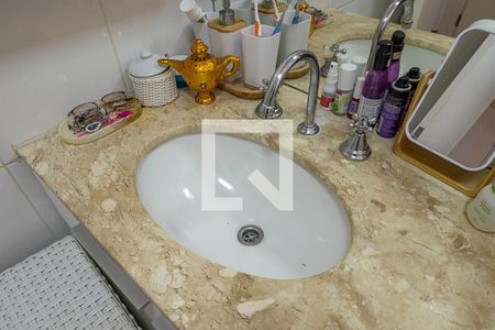 Apartamento à venda com 84m², 3 quartos e 2 vagas Apartamento à venda com 84m², 3 quartos e 2 vagasBanheiro